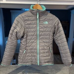 The North Face Gray Jacket with Mint Accents, Girls Size Large, REVERSIBLE